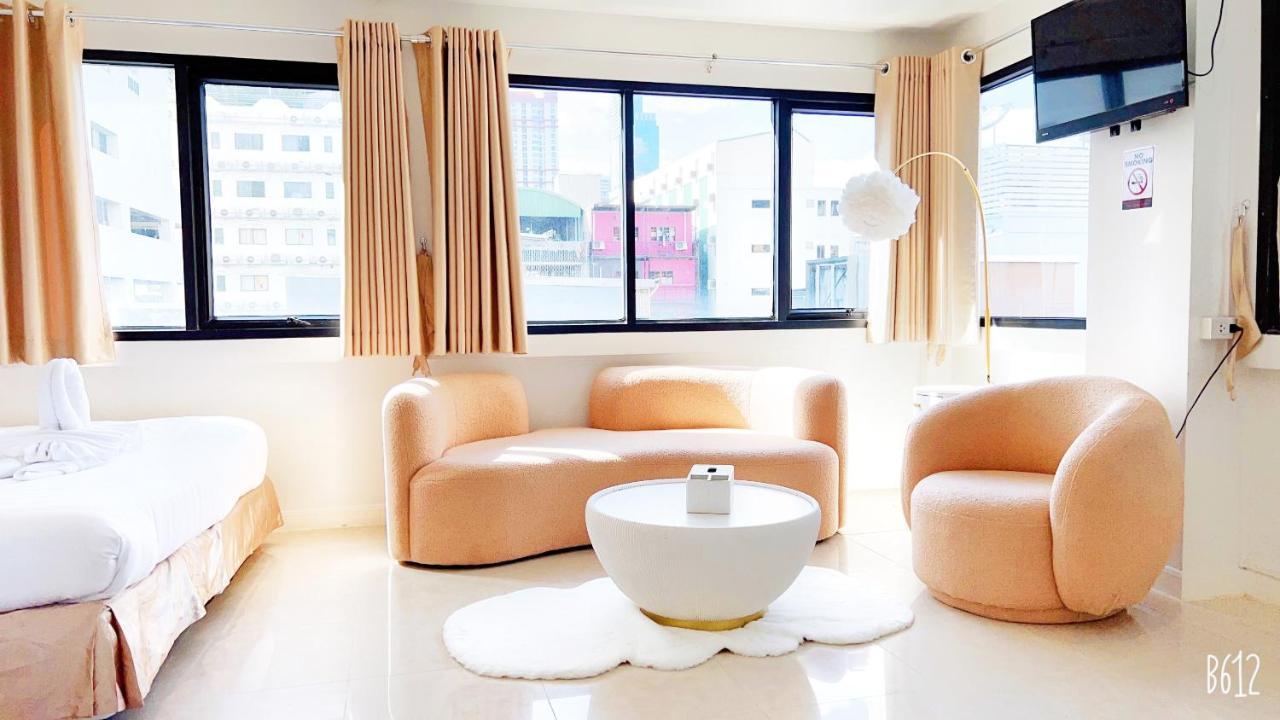 Abcyq Hotel Bangkok Buitenkant foto