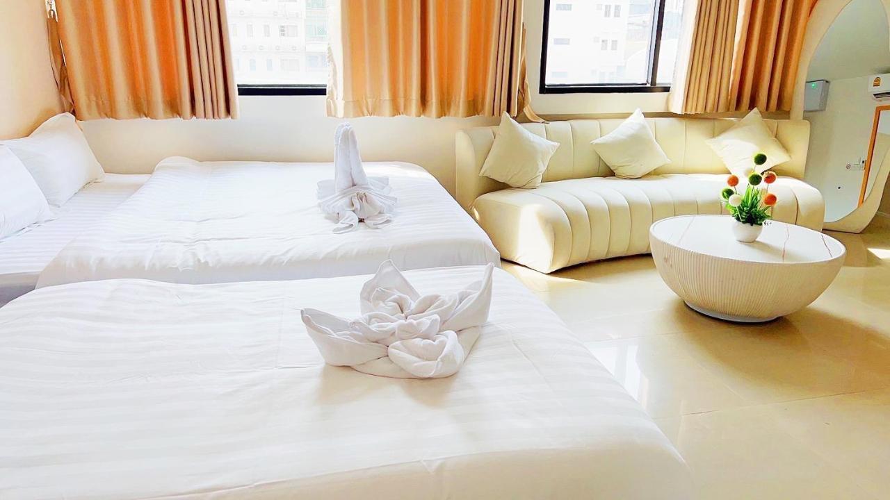 Abcyq Hotel Bangkok Buitenkant foto